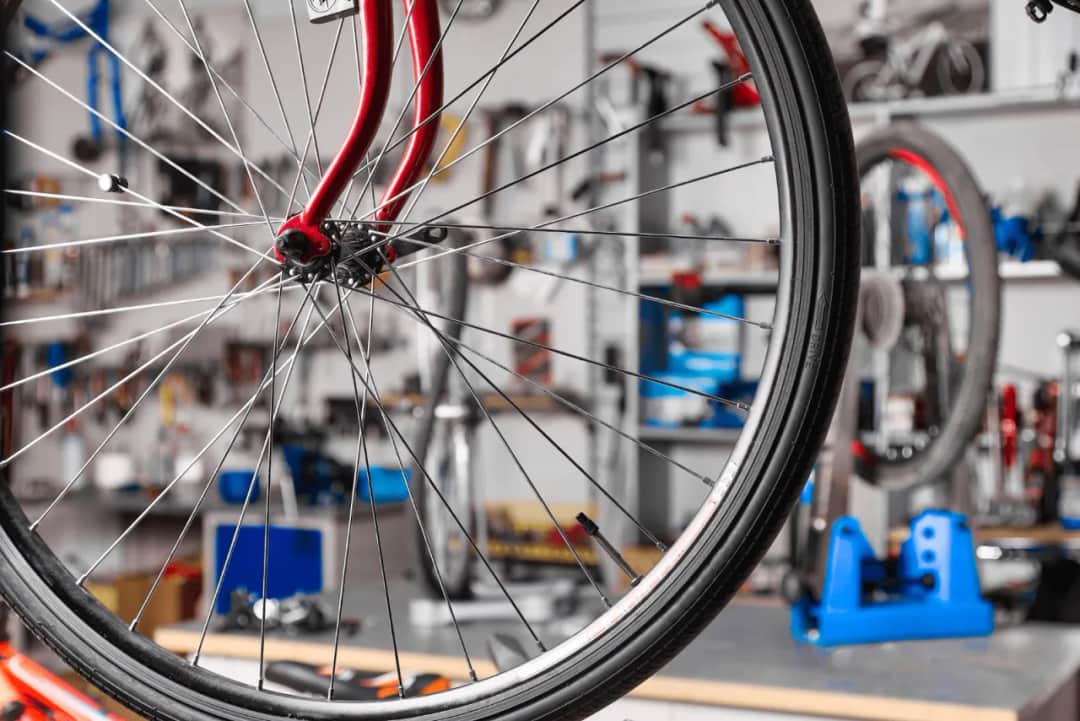 Jak sprawdzić ile cali ma rower i uniknąć błędów przy pomiarze