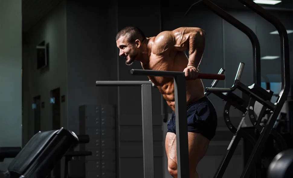 Ile ćwiczeń na triceps? Poznaj optymalną liczbę dla efektów