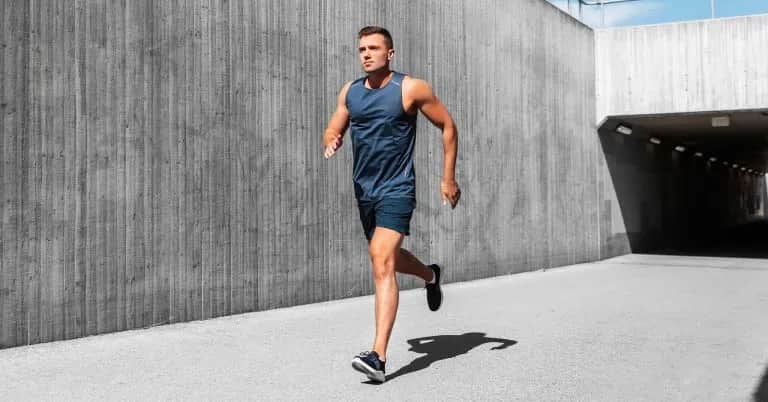 Bieganie przed czy po treningu: co wybrać dla lepszych efektów?